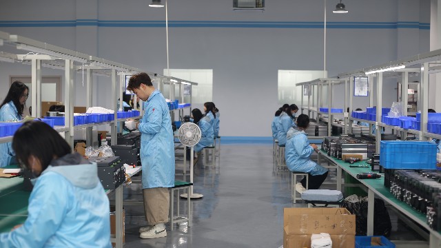 合泉电力调整器如何用“移相+PID智能优化”锁定±1℃精度？