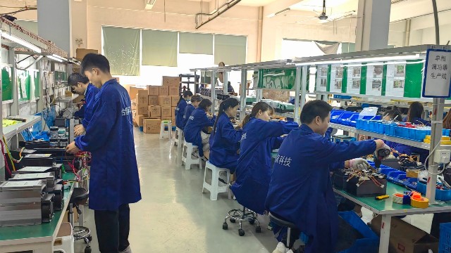 从被割席到共命运：为什么我们决定只找这10个人