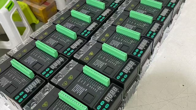 关于电加热、烘箱、隧道炉、反应釜等项目中调功器与PLC接口选型的工程建议